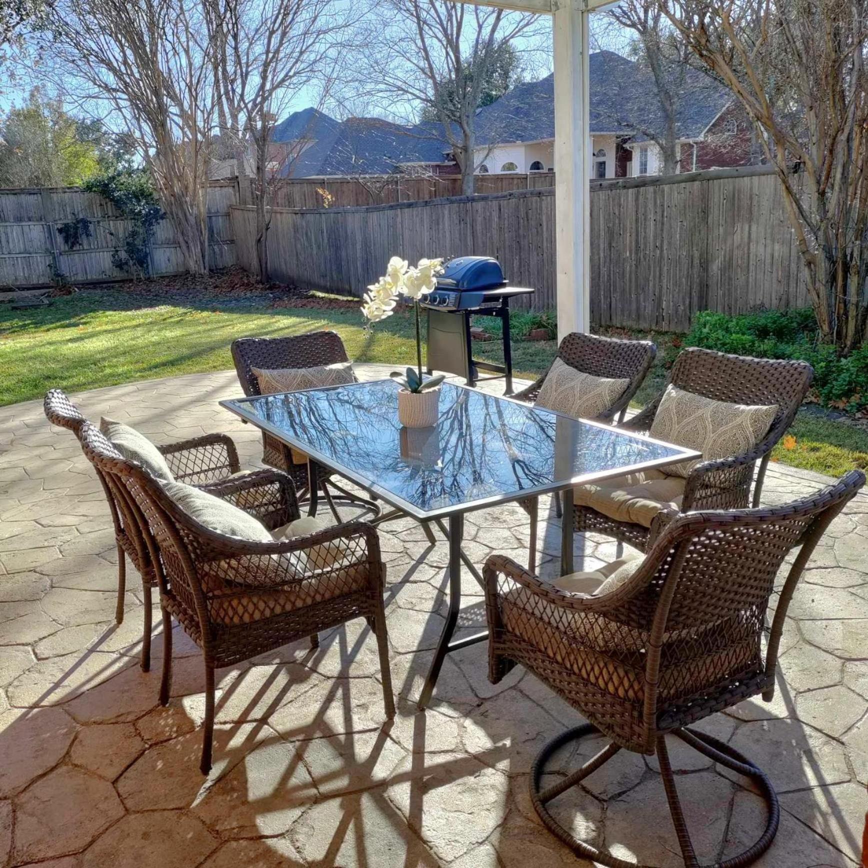 Convenient Location In Upscale City Of Southlake. Exterior photo